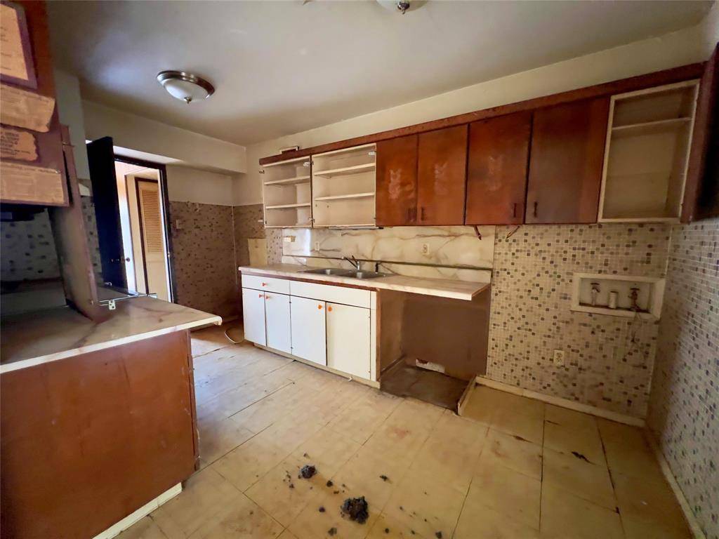3909 Cambridge Drive, Garland, TX 75043