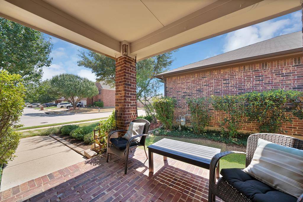 9644 Willow Branch Way, Fort Worth, TX 76036