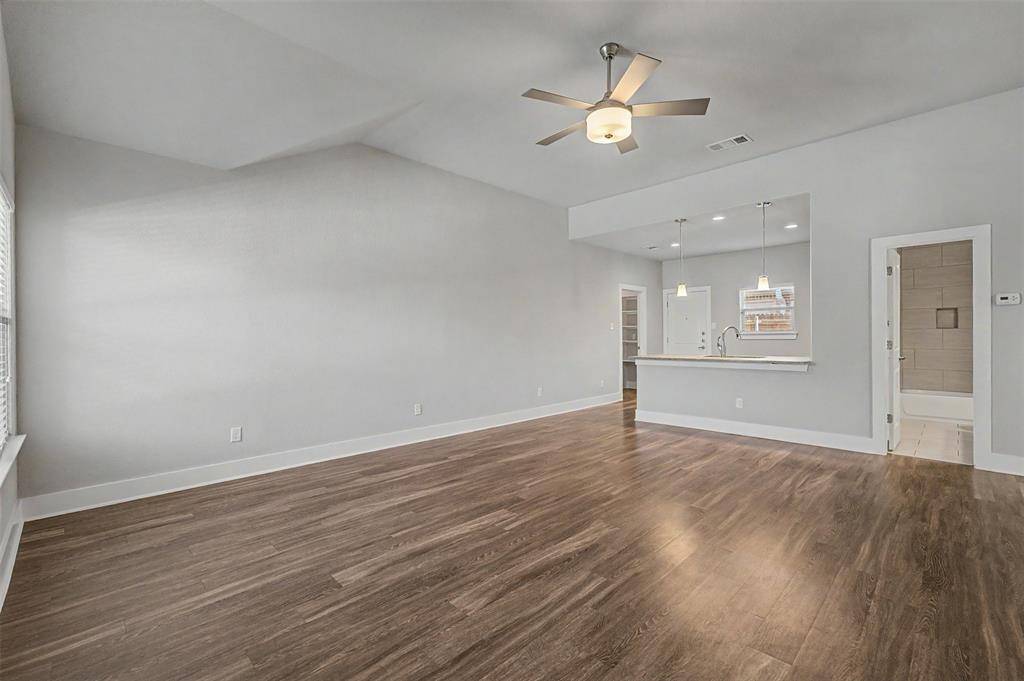 213 Stewart Bend Court #A, Azle, TX 76020