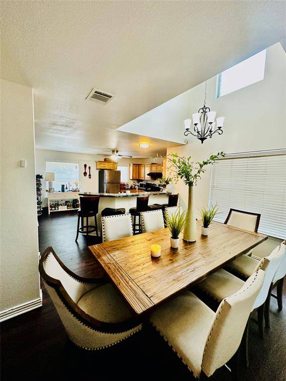 4707 Valleyview Drive, Mansfield, TX 76063