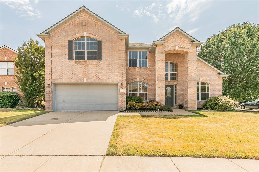 7300 Falcon Court, North Richland Hills, TX 76180
