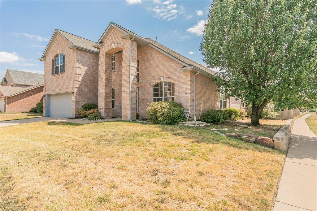 7300 Falcon Court, North Richland Hills, TX 76180