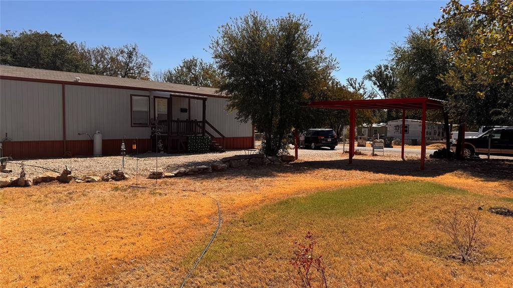 2804 Cedarhill Street, Granbury, TX 76048