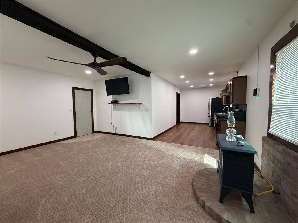 1368 County Road 45080, Powderly, TX 75473