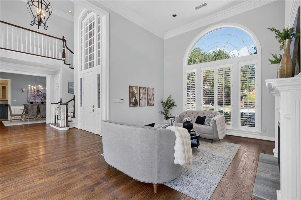 4816 Sandestin Drive, Dallas, TX 75287