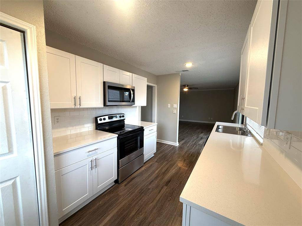 9117 Fairmont Circle, Rowlett, TX 75088