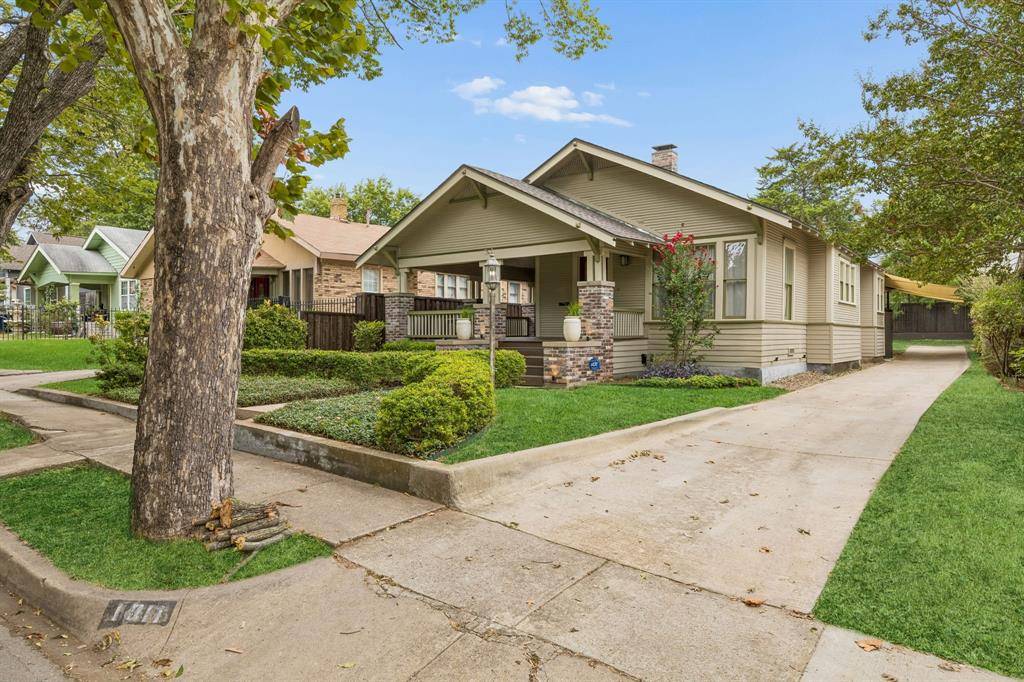 1011 Woodlawn Avenue, Dallas, TX 75208