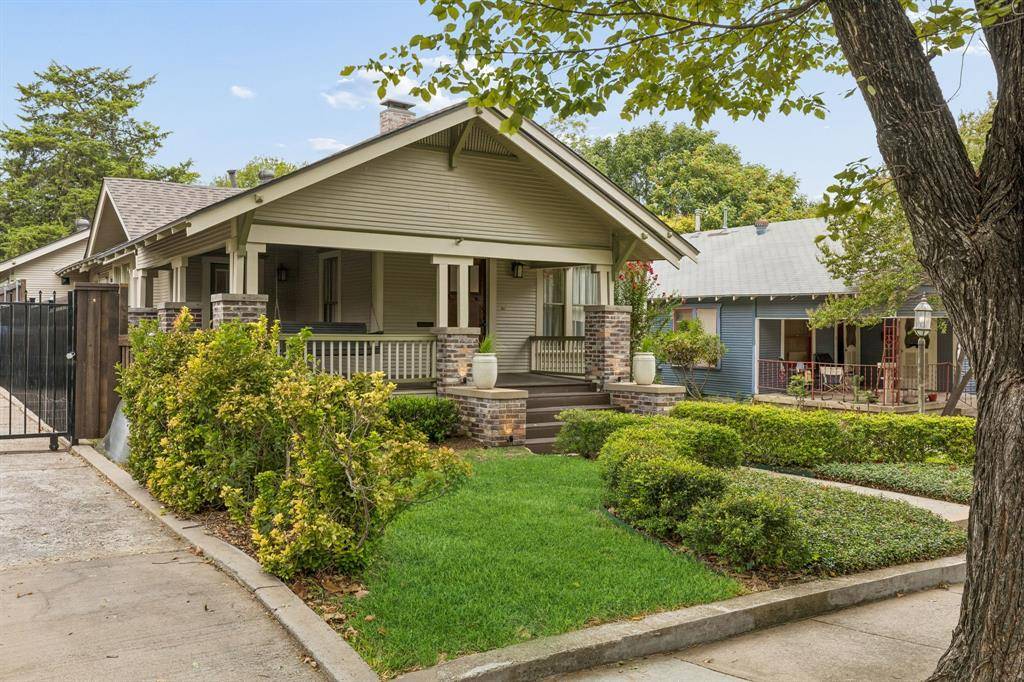 1011 Woodlawn Avenue, Dallas, TX 75208