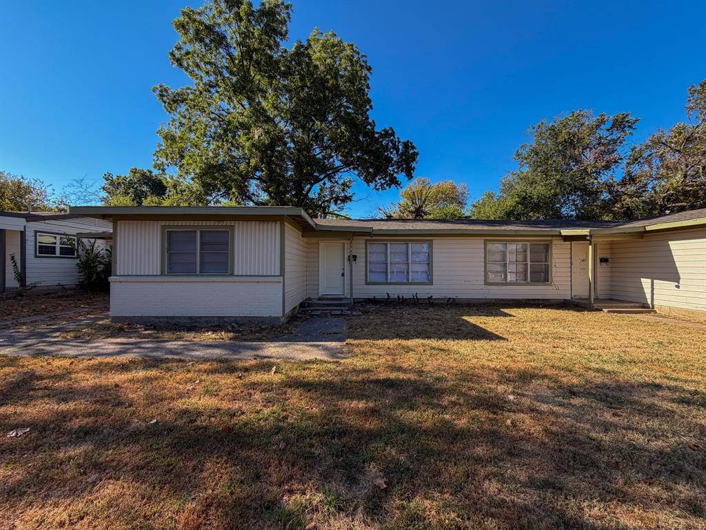 121 Vandenburg Drive #A, Denison, TX 75020
