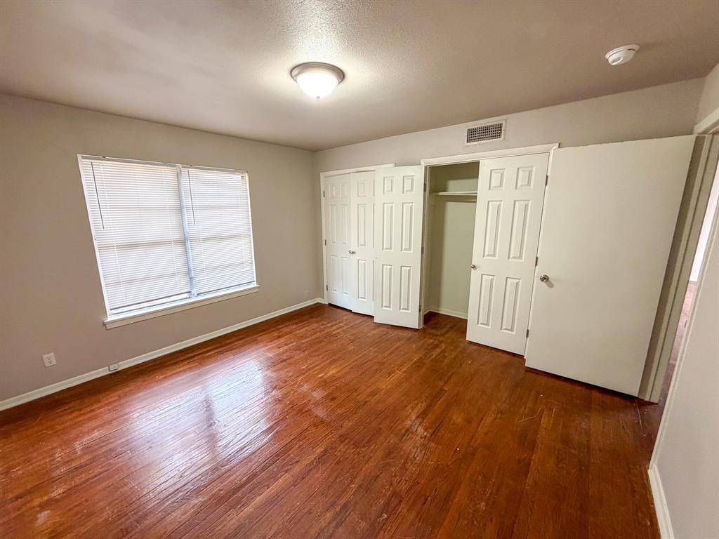 121 Vandenburg Drive #A, Denison, TX 75020