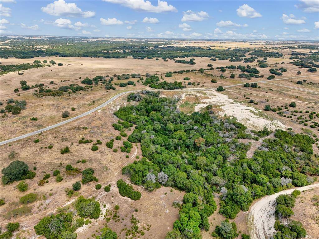 262 Grand Canyon Drive, Oglesby, TX 76561