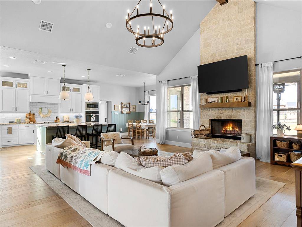 170 Proctor Lane, Decatur, TX 76234