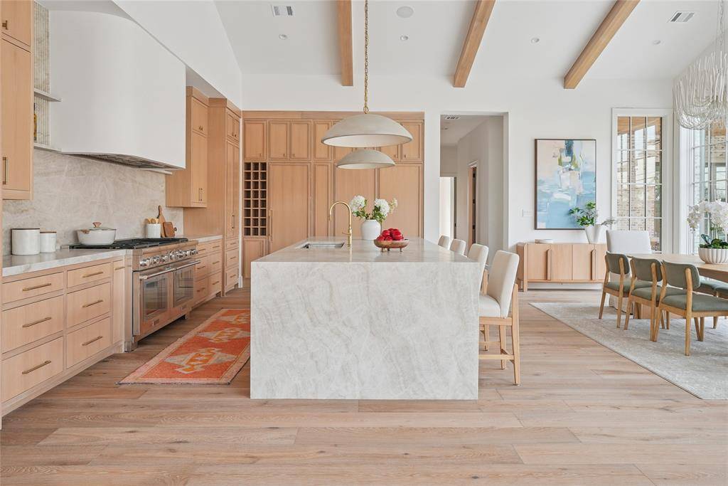5945 Royal Crest Drive, Dallas, TX 75230