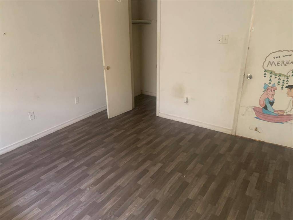 1626 Spring Lake Drive, Mesquite, TX 75149