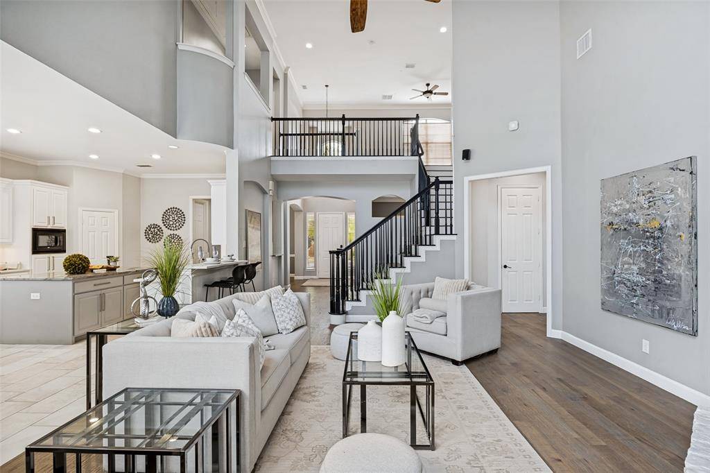 2521 Sir Tristram Lane, Lewisville, TX 75056