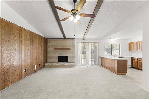 2205 Foxcroft Lane, Arlington, TX 76014