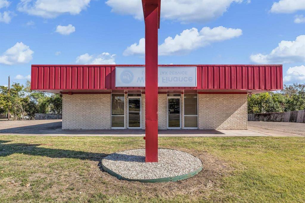 1311 N New Road #B, Waco, TX 76710