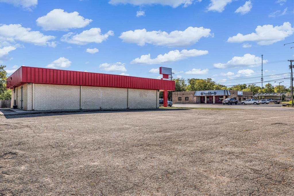 1311 N New Road #B, Waco, TX 76710