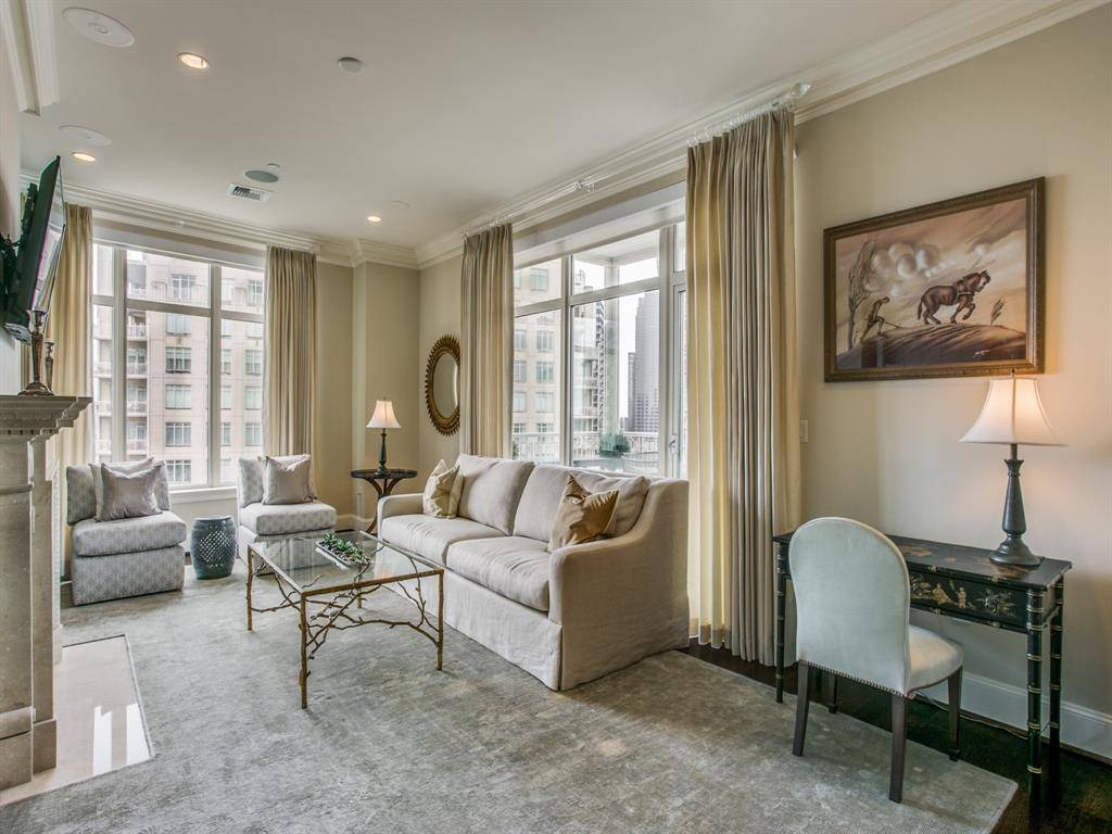 2555 N Pearl Street #1502, Dallas, TX 75201