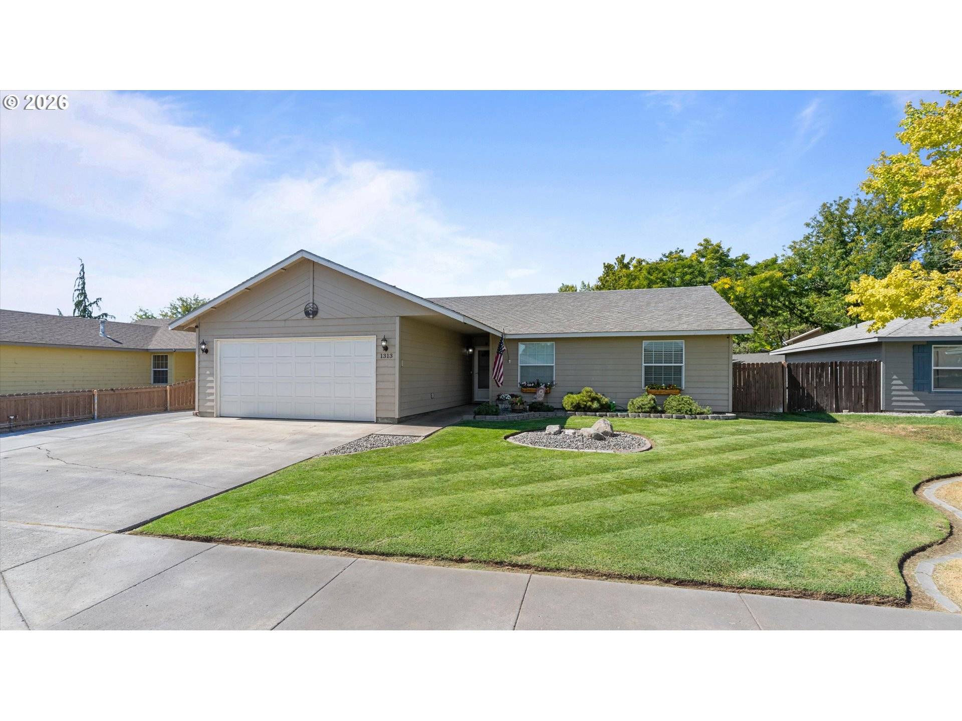 1313 SW RIVERHILL DR, Hermiston, OR 97838