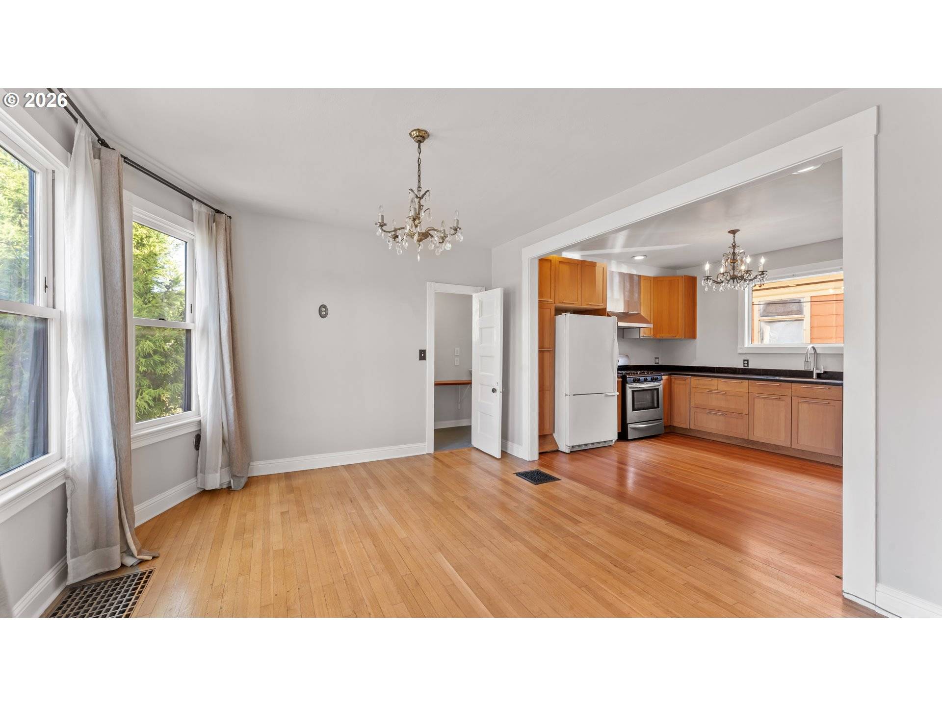 111 N MONROE ST, Portland, OR 97227