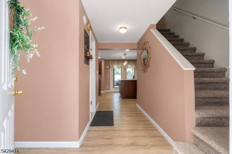 40 Jefferson Dr, Piscataway Twp., NJ 08854