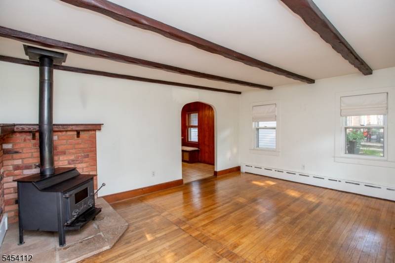 56 S Union St, Lambertville City, NJ 08530