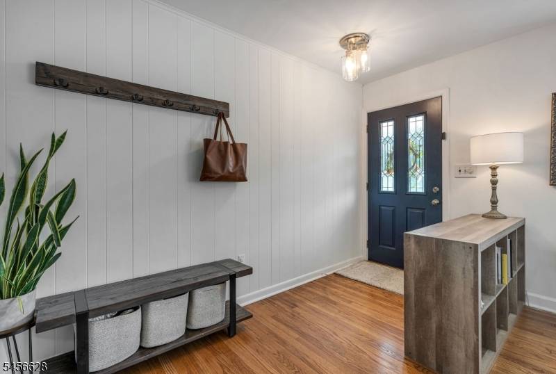 69 7Th St, Cresskill Boro, NJ 07626
