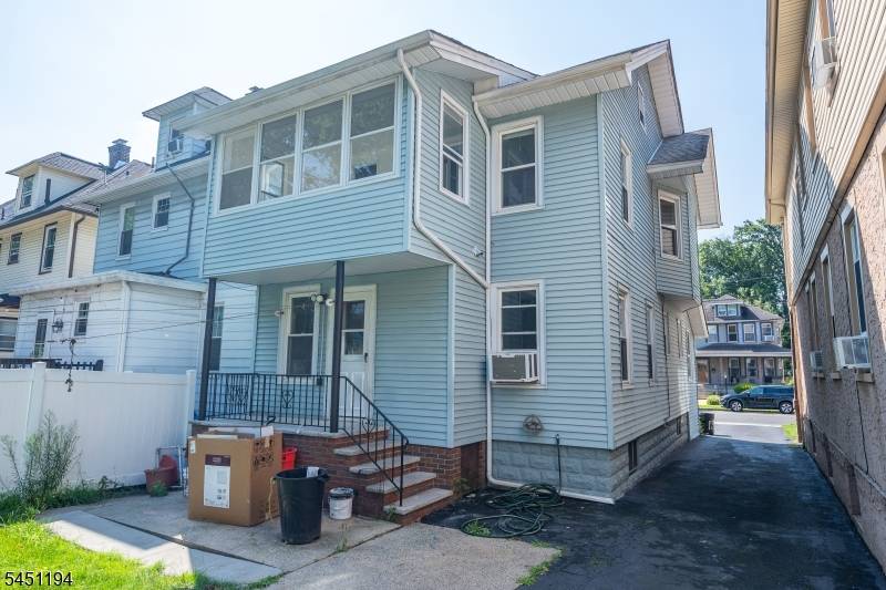 159 E Grant Ave, Roselle Park Boro, NJ 07204