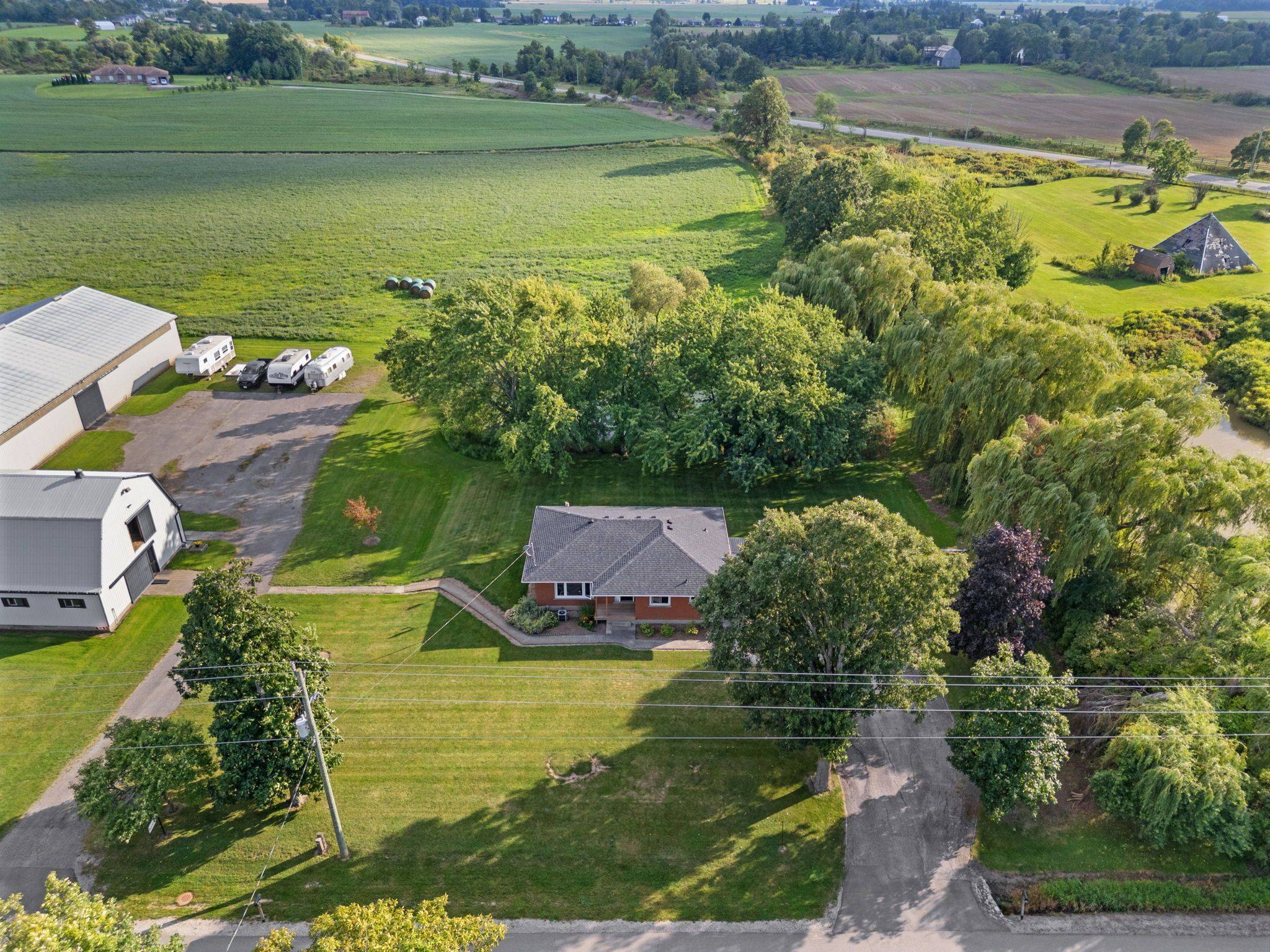 2223 Hall RD, Hamilton, ON L0R 1C0