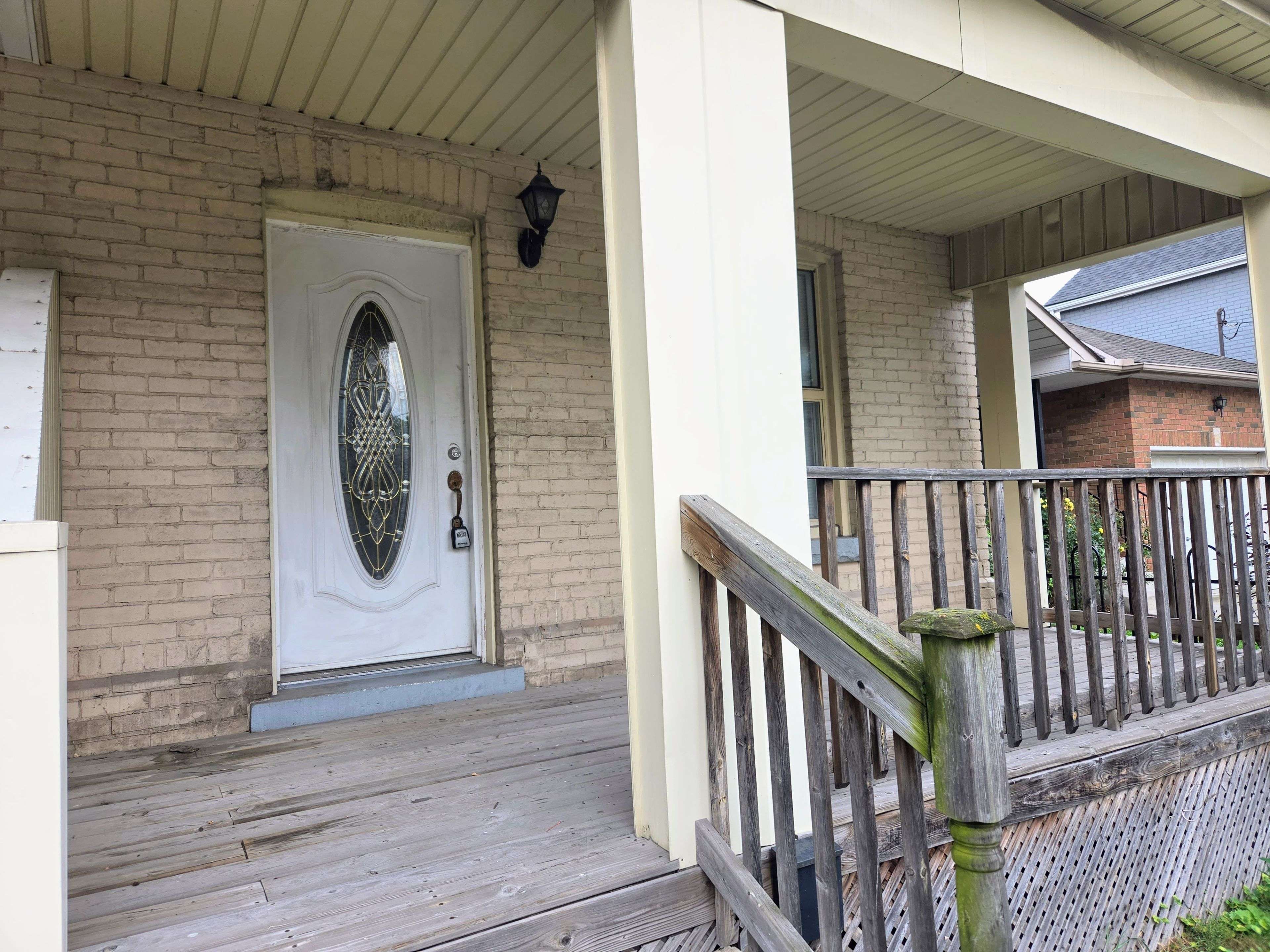 72 Emerald ST N, Hamilton, ON L8L 5K3