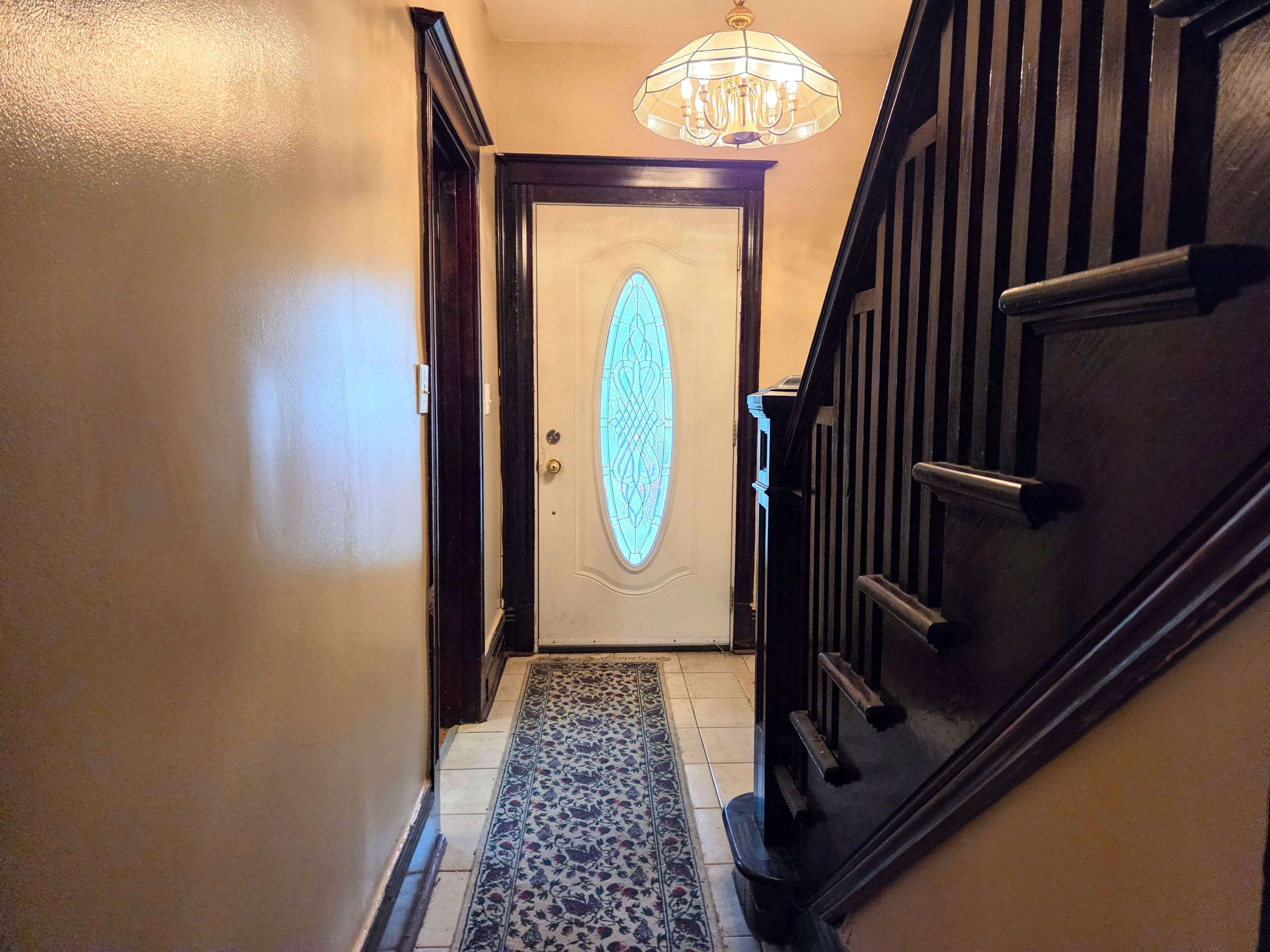 72 Emerald ST N, Hamilton, ON L8L 5K3