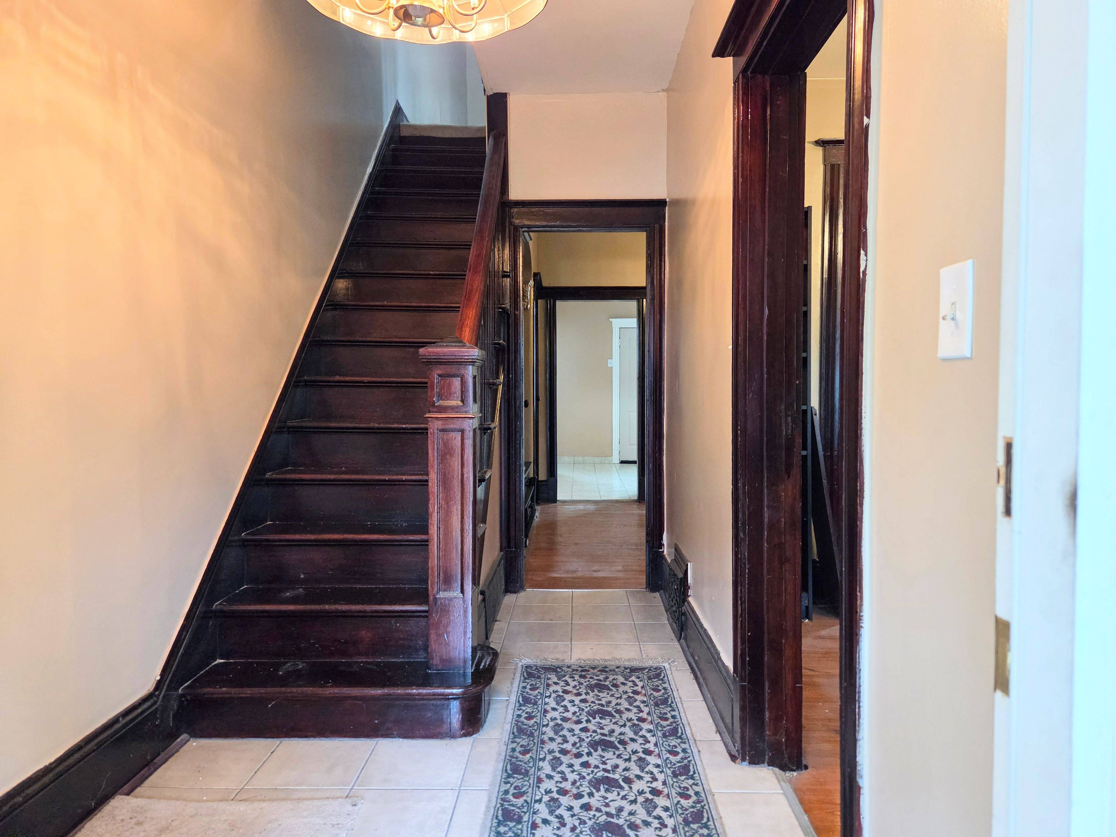 72 Emerald ST N, Hamilton, ON L8L 5K3