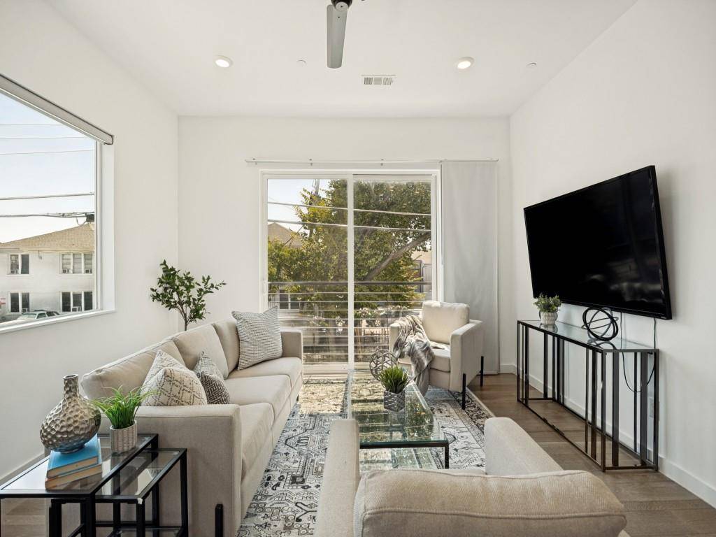 5020 Bryan Street #305, Dallas, TX 75206