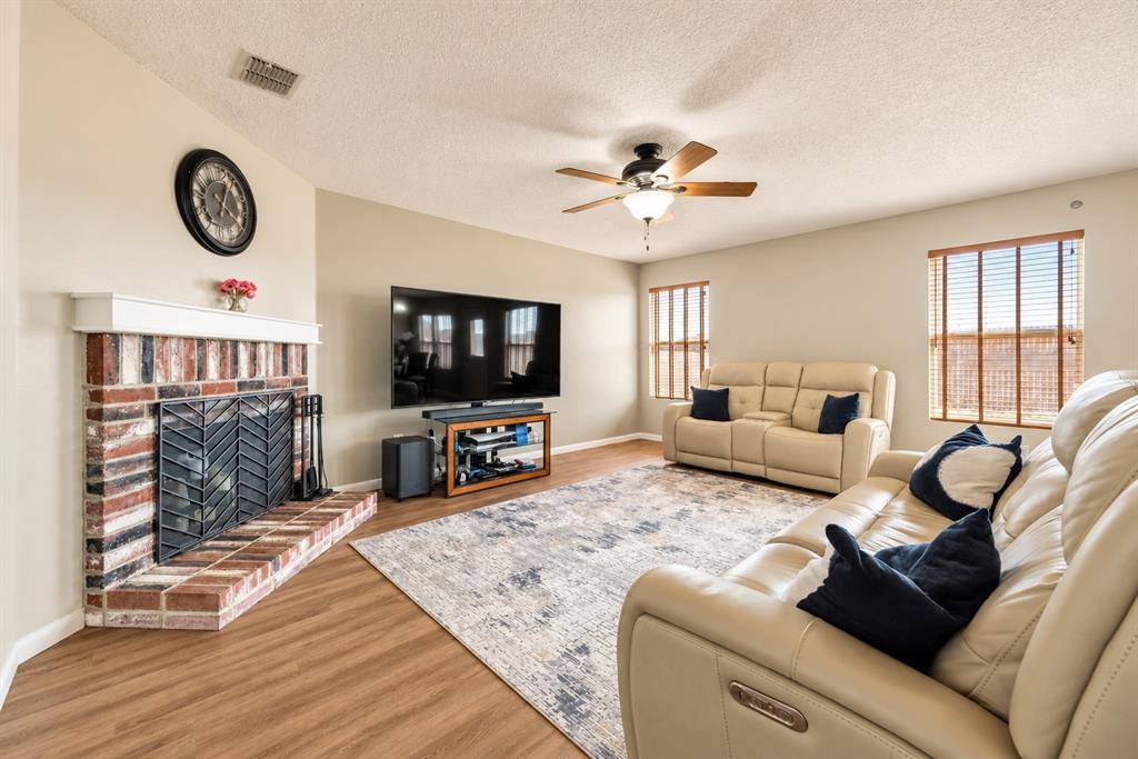 2517 Brinlee Branch Lane, Mckinney, TX 75071