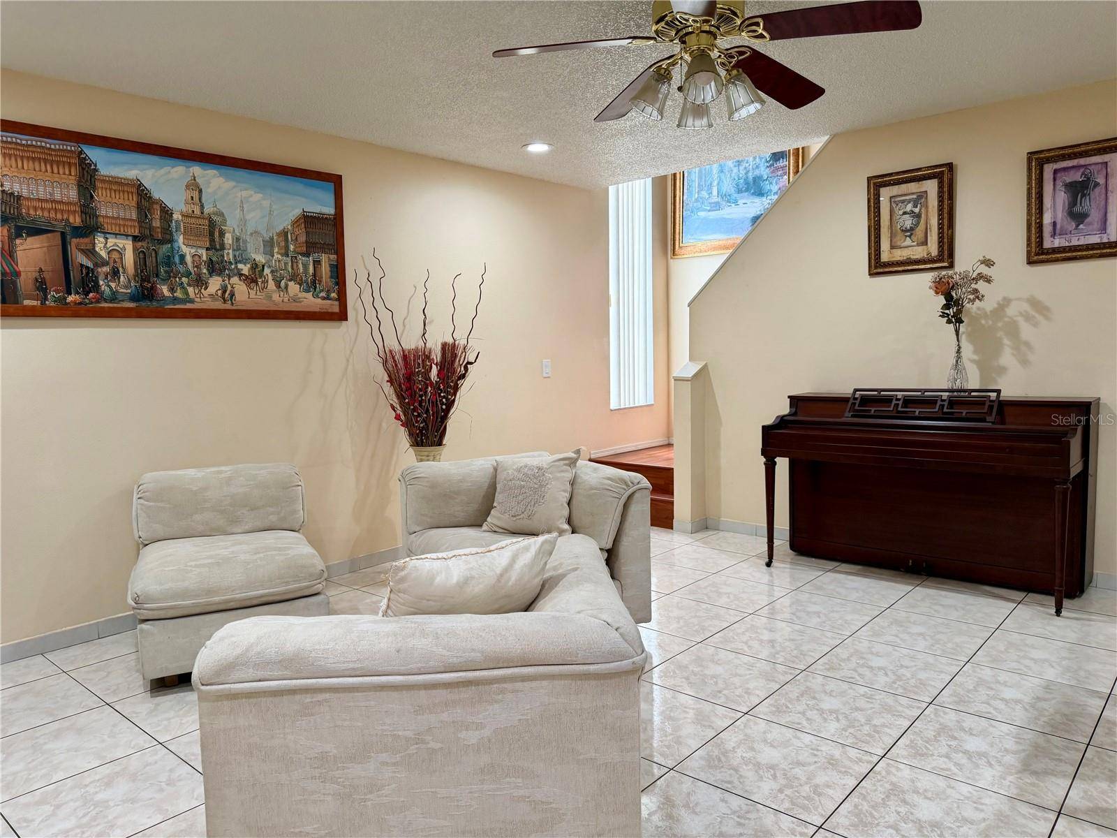2129 JESSA DR, Kissimmee, FL 34743