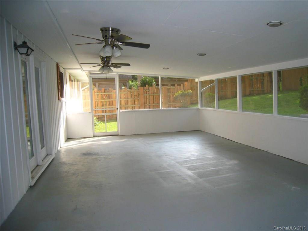 249 Hilt ST, Brevard, NC 28712