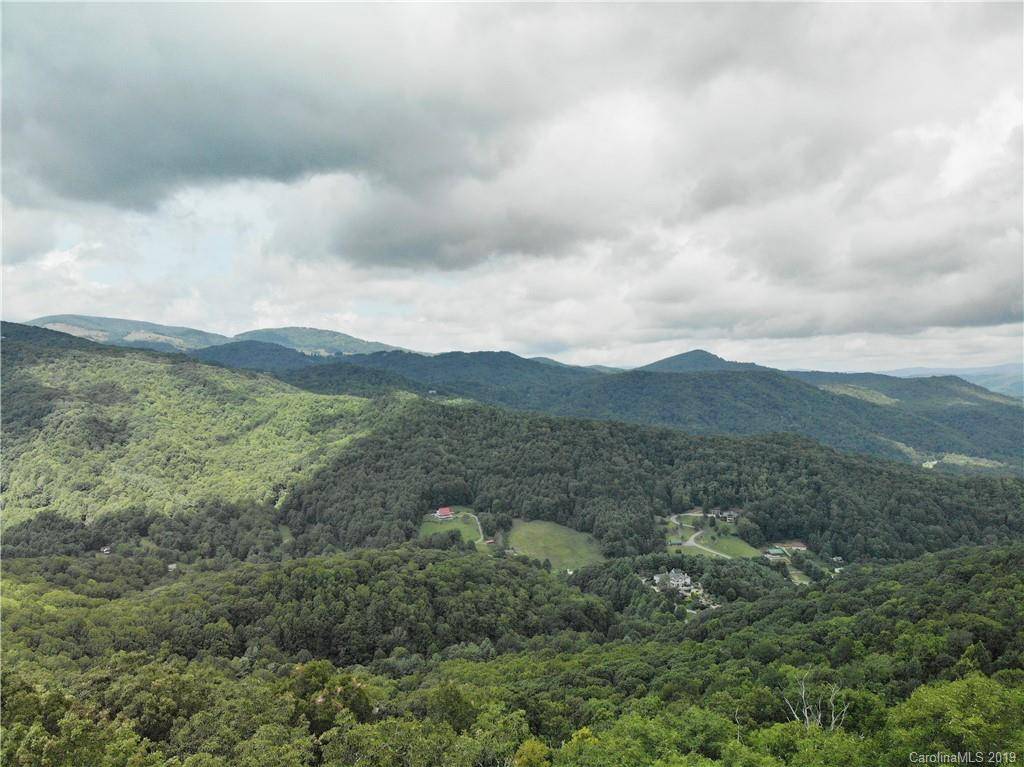 00 Larkspur TRL, Banner Elk, NC 28604