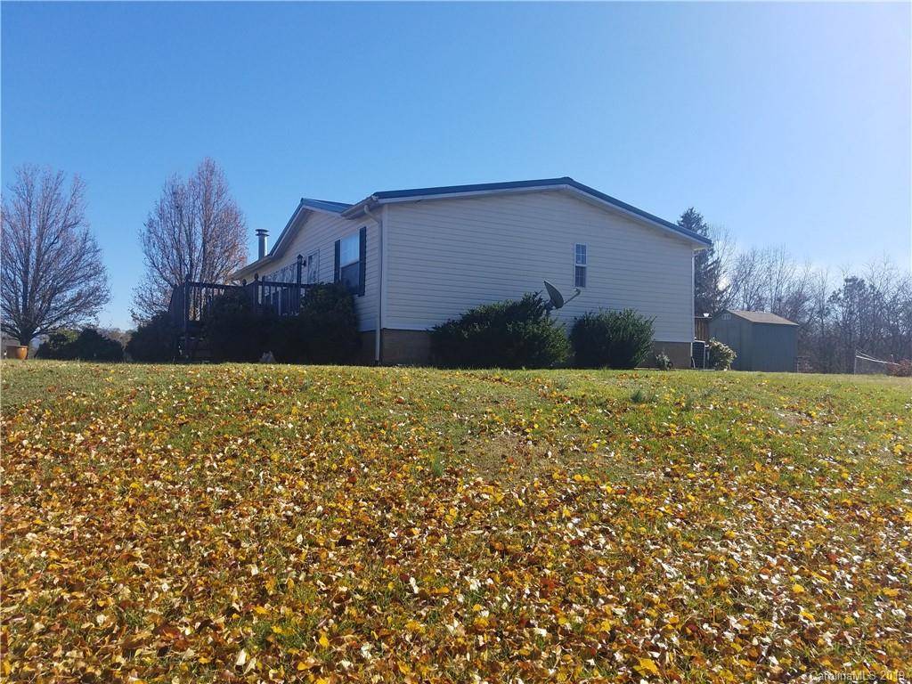153 Breezy WAY, Clyde, NC 28721