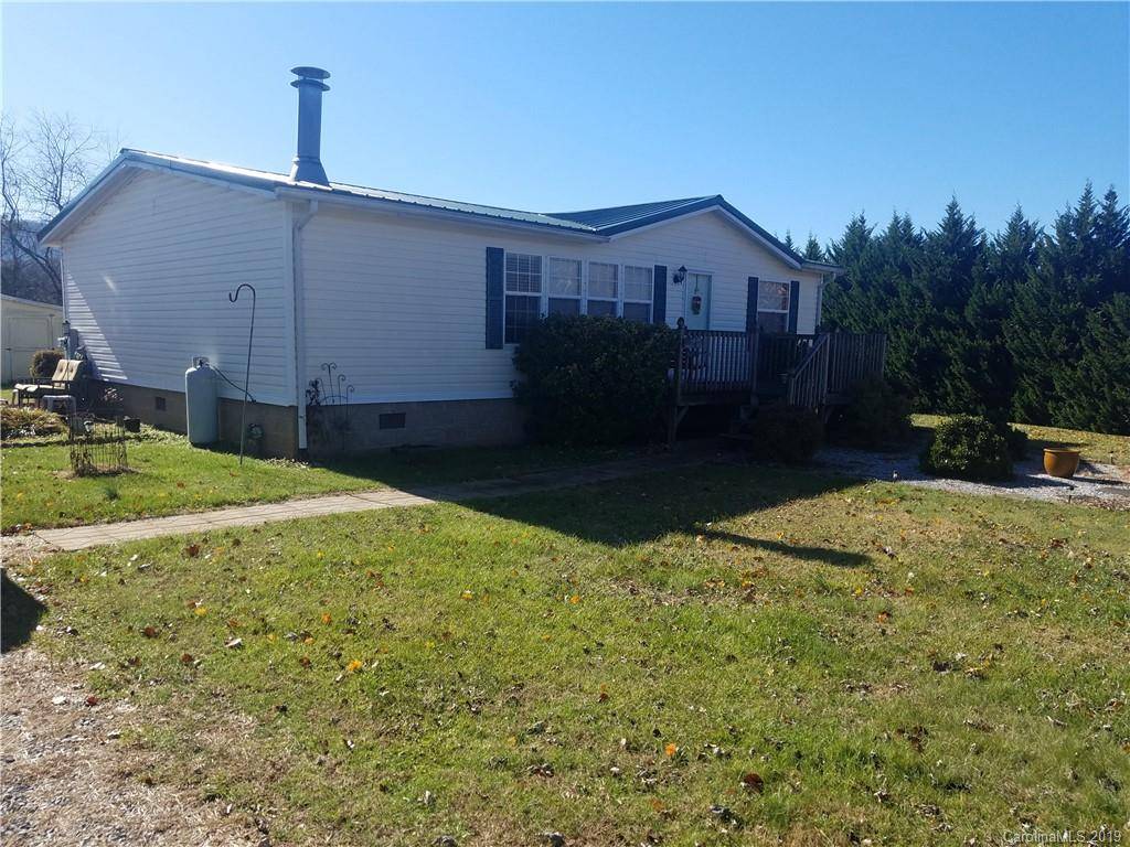 153 Breezy WAY, Clyde, NC 28721