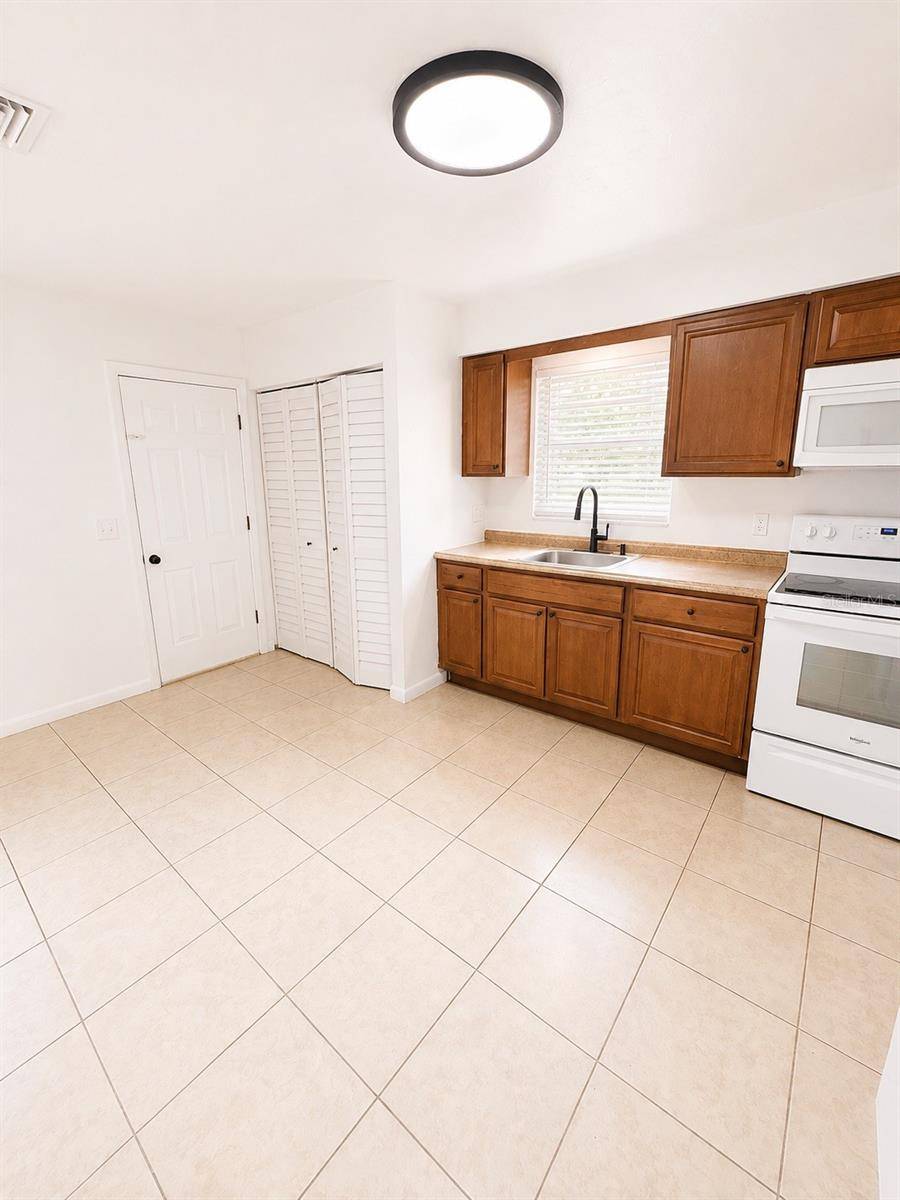 1632-1632 NE 71ST PL, Ocala, FL 34479