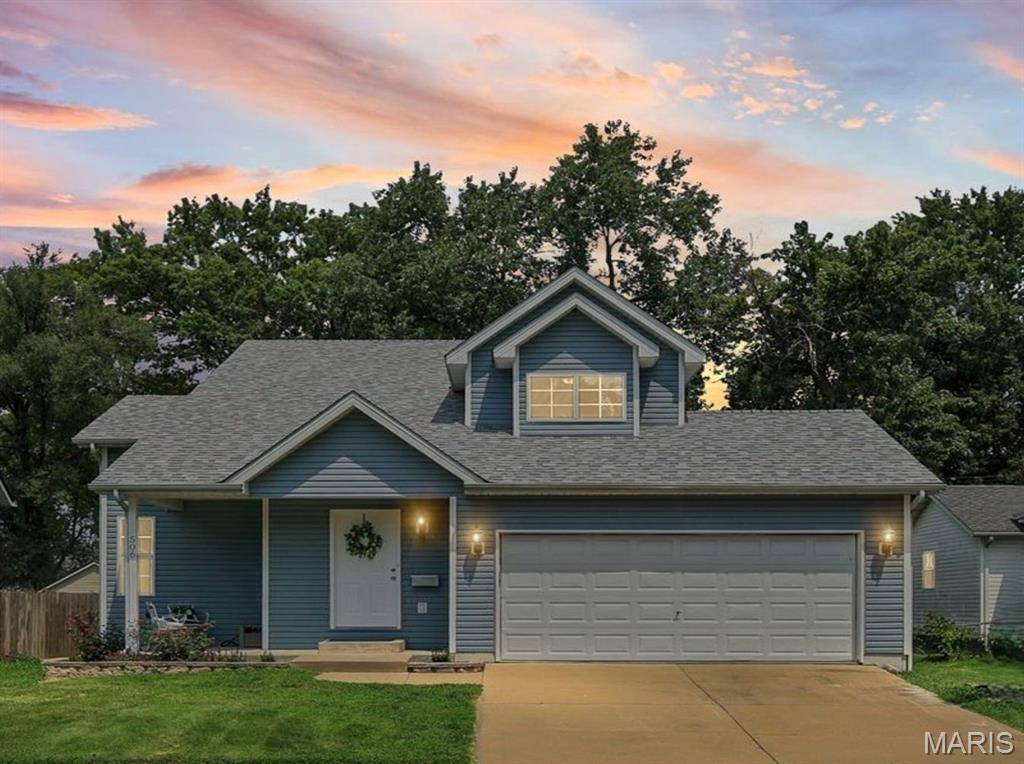 506 E Washington ST, O'fallon, IL 62269