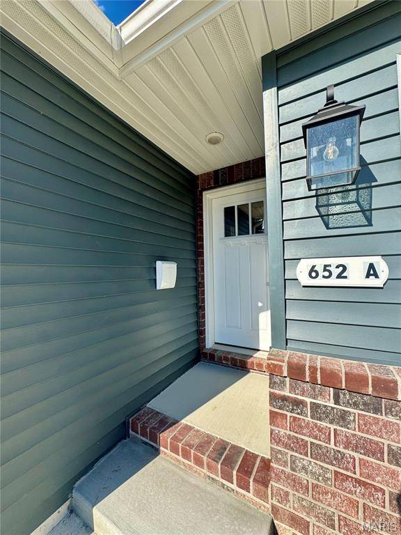 652 N Kansas ST #A, Edwardsville, IL 62025