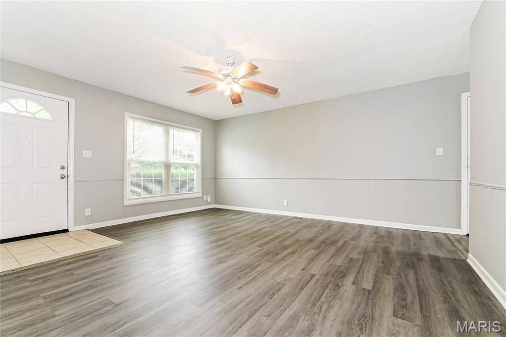 807 N Ponca DR, Independence, MO 64056