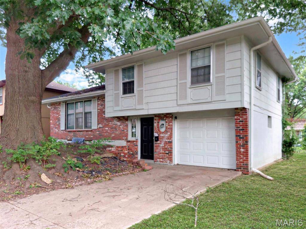 7707 E 118th TER, Kansas City, MO 64134