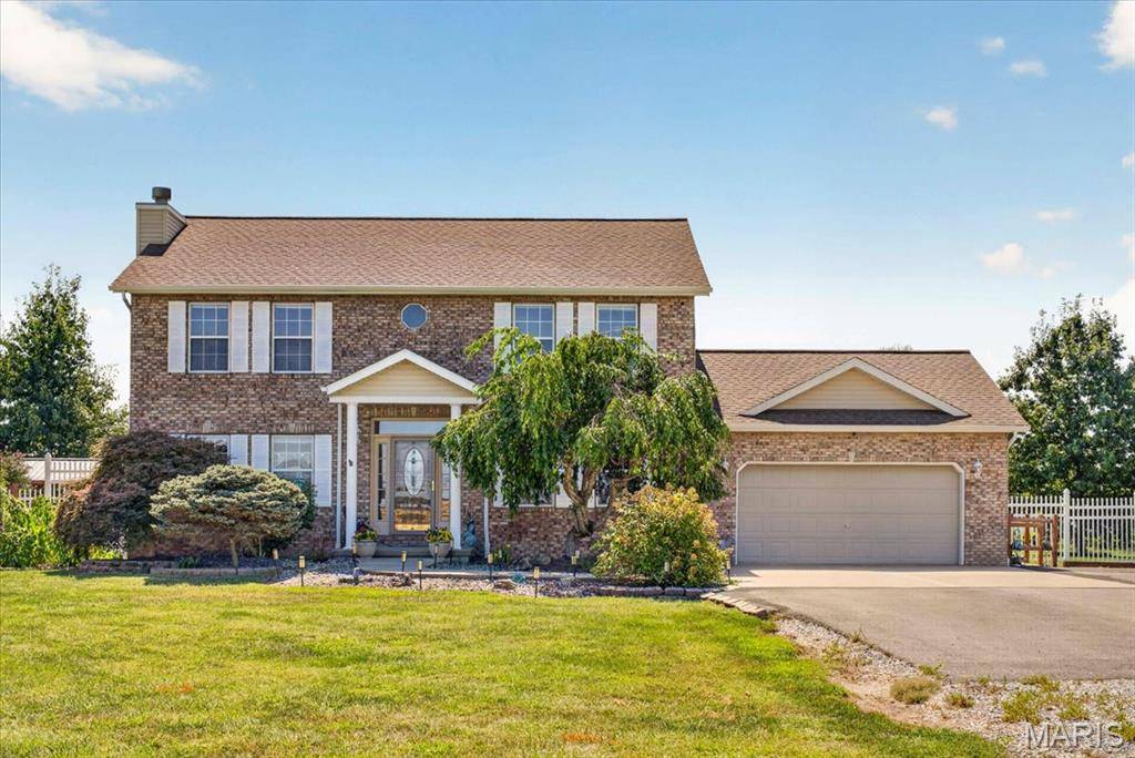 7704 Grove RD, Edwardsville, IL 62025