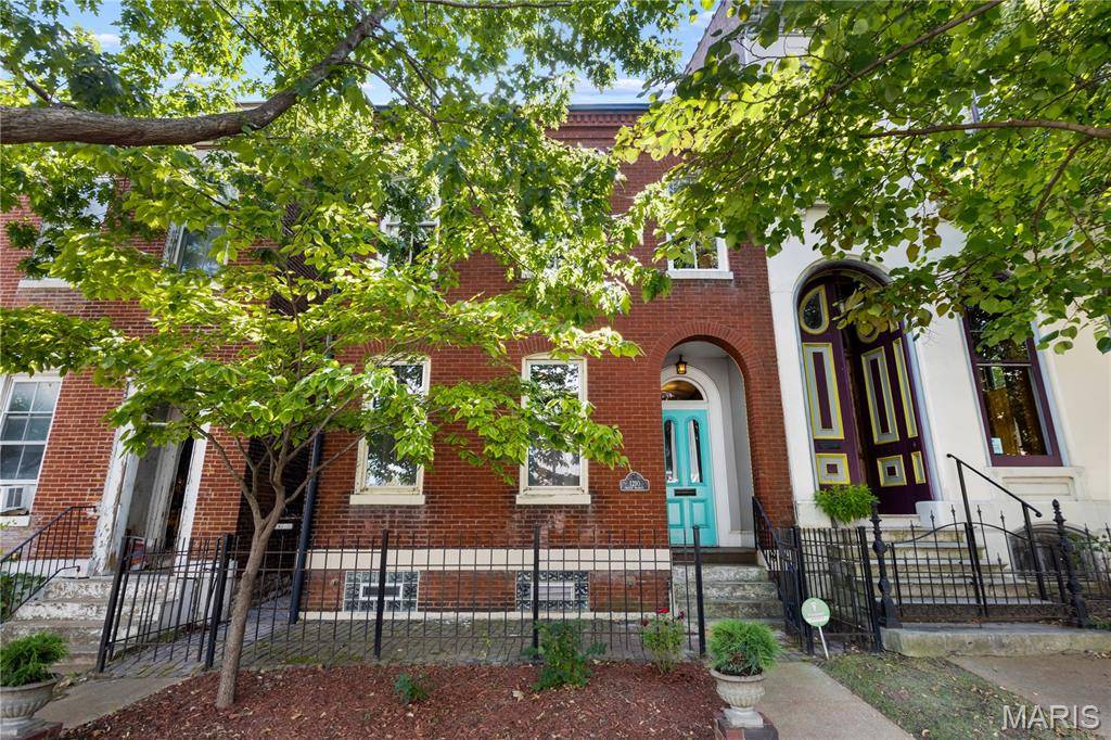 1210 N Market ST, St Louis, MO 63106
