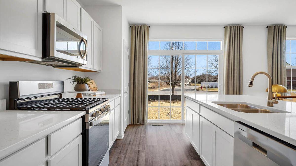 501 Cressmoor Boulevard, Hobart, IN 46342
