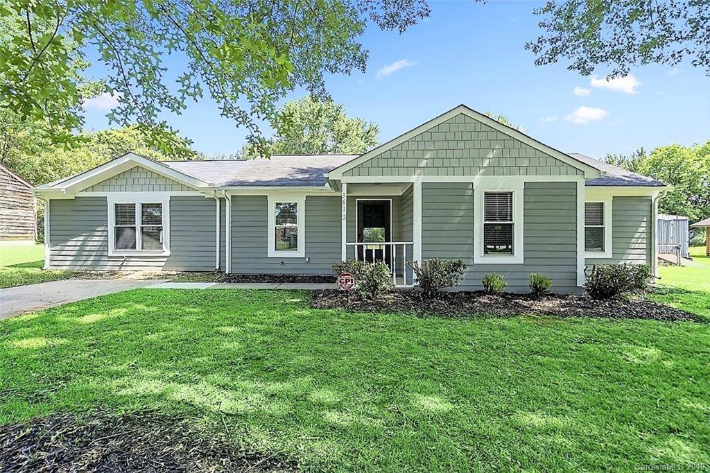 3612 Cobbleridge DR, Charlotte, NC 28215