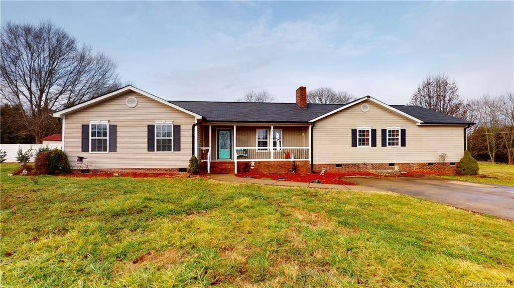 960 George Brown RD, Crouse, NC 28033